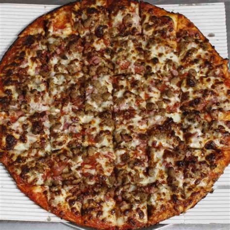 Redneck pizza - Nothing sounds better (and more delicious) than 12 Days of Redneck Christmas!! Merry Christmas from everyone at Redneck Pizza! #laurel